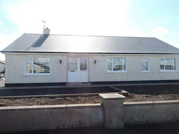 THE LINKS BUNDORAN - Image 1