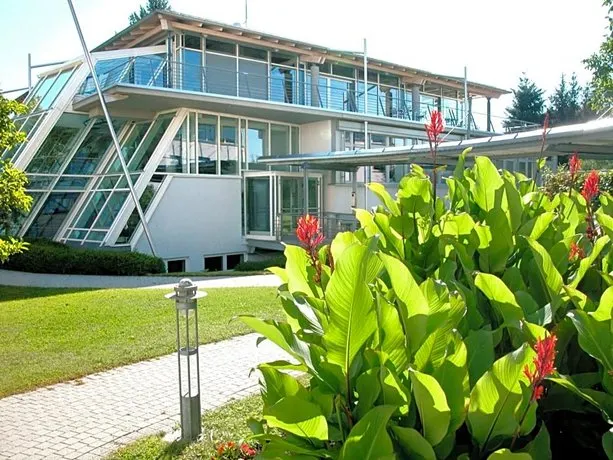 Akademie - Image 1
