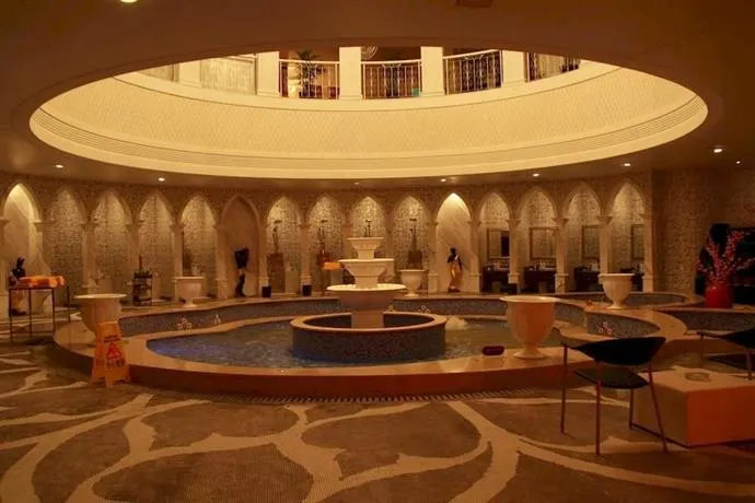 Oriental Luoma Hotel - Image 1