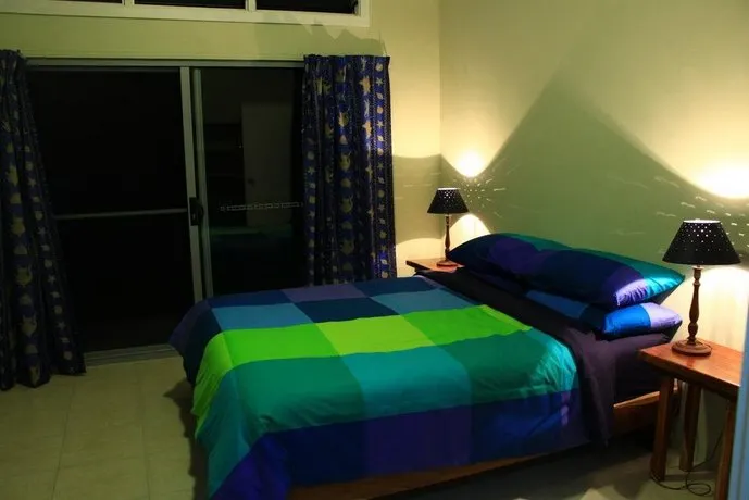 Malvanua Island Beach House - Image 1