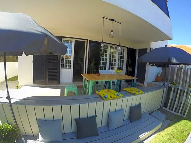 Lisbon Waves Surf Lodge - Image 1