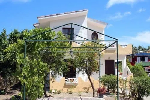 Sunset Beach Studio - Image 1