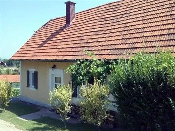 Dasweinberghaus - Image 1