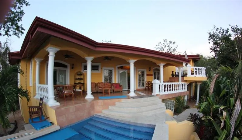 Villa Gullwing - Image 1