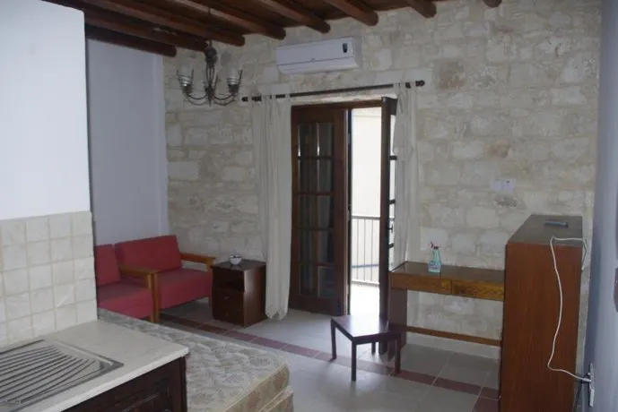 Elenis Manor - Image 1