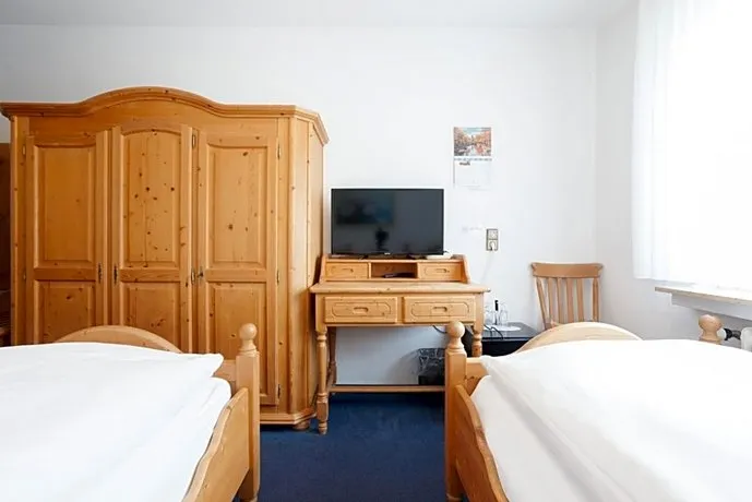 Hotel Lohenstein - Image 1