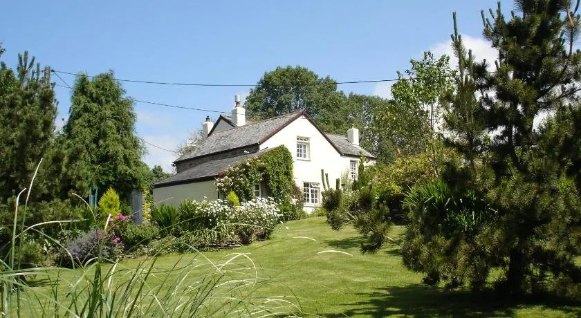 South Sandpark Cottage - Image 1