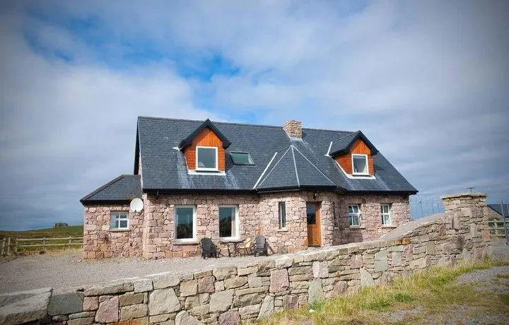 Cottage 192 - Ballyconneely - Image 1