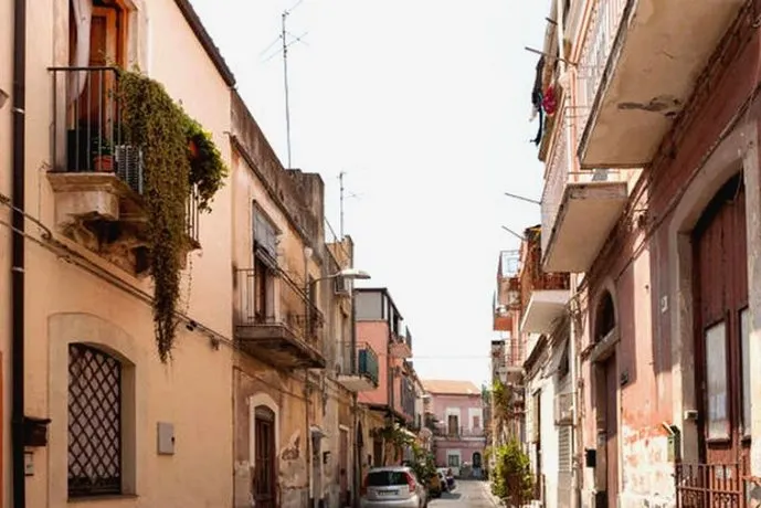 Home Morad - Image 1