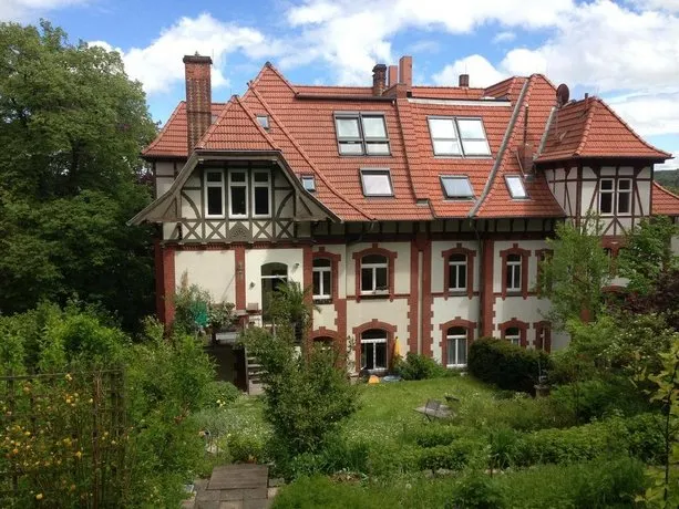 Atelierwohnung am Park - Image 1
