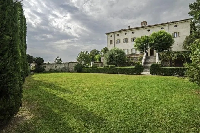 Castello Di Coazzolo - Image 1