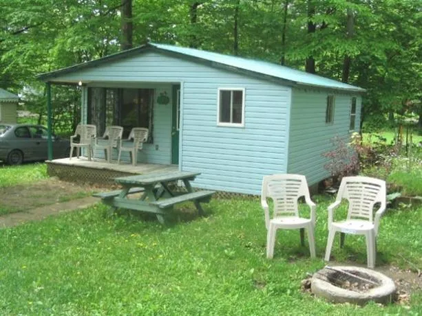 Camping Juneau-Chalets - Image 1