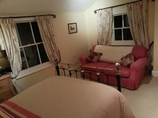 The Globe Inn - Image 1