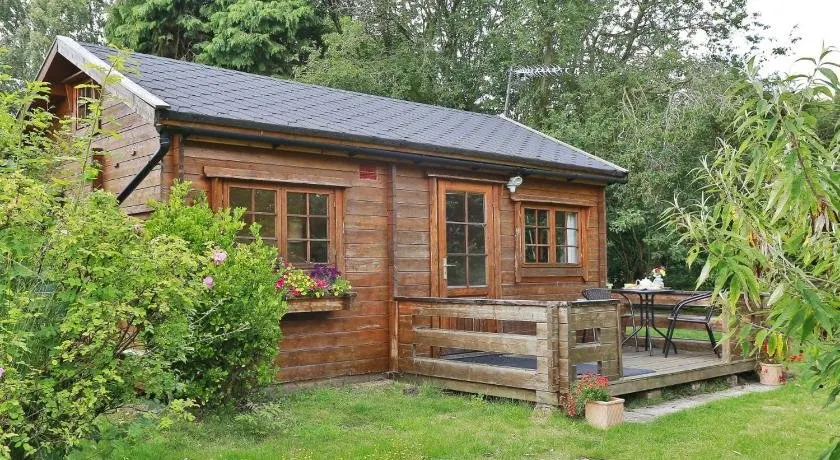 Willow Cabin Wickham Market - Image 1