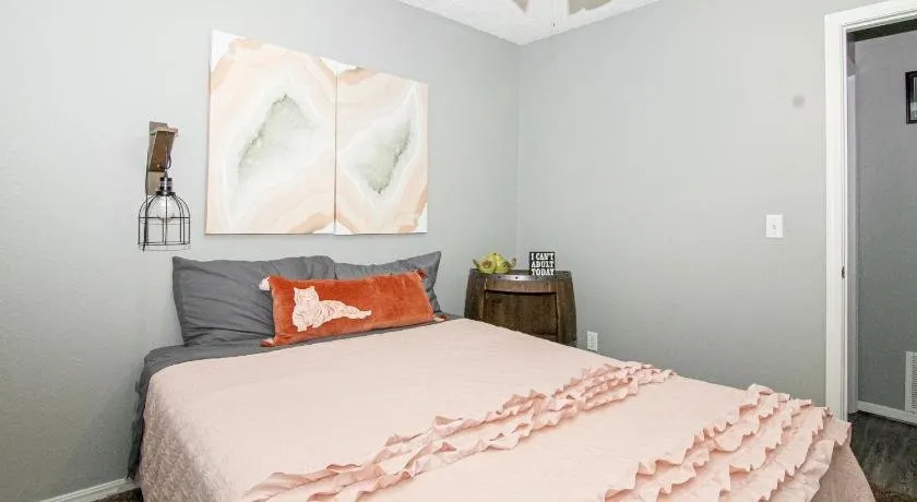 Hidden Gem- Lokal Estates - Image 1