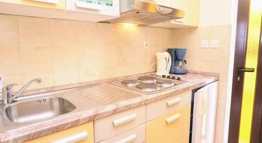 Apartment Marina Basanija - Image 1