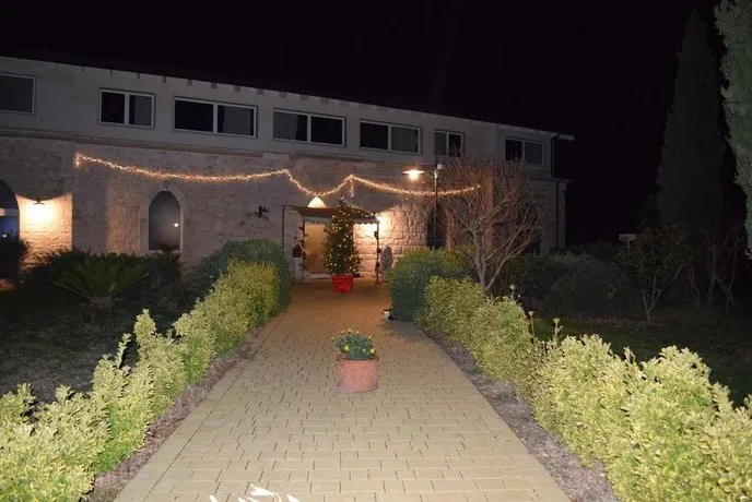 Templum Salutaris Bed & Breakfast - Image 1