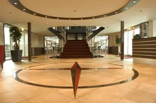 Regis Hotelschiffe 4* Köln - Image 1