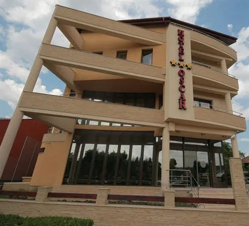Hotel Oscar - Image 1
