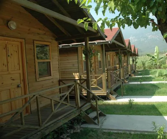 Kaptan Ali Bungalow Hotel - Image 1
