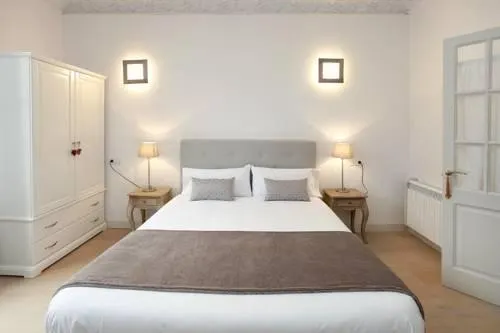 Look Barcelona Guest House - Image 1