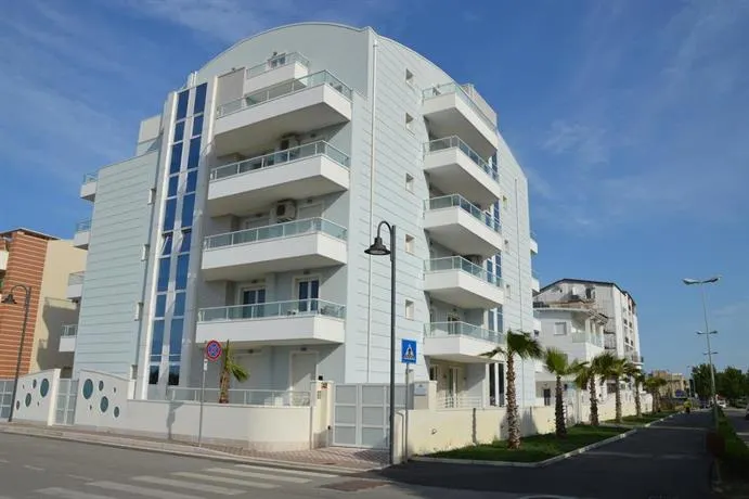 Residence Blue Bay Resort - Image 1