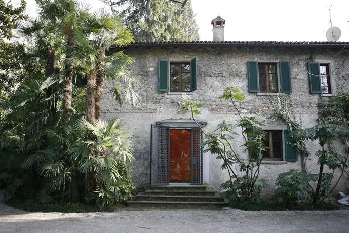 Lord Byron Apartment - Image 1
