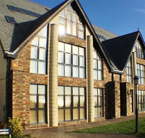 Styles Apartments - Image 1