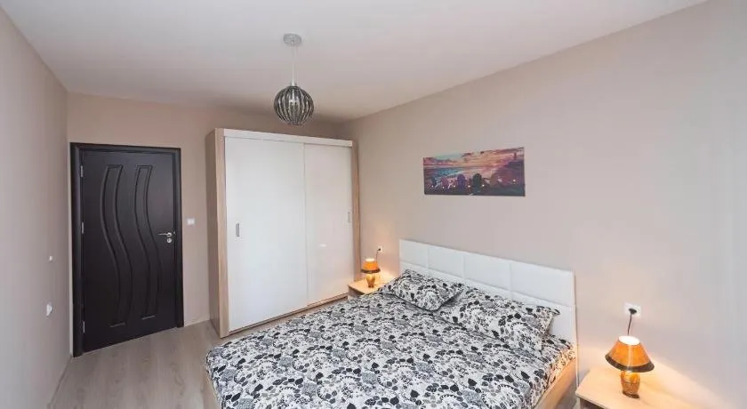 Lux Apartment Plovdiv - Image 1