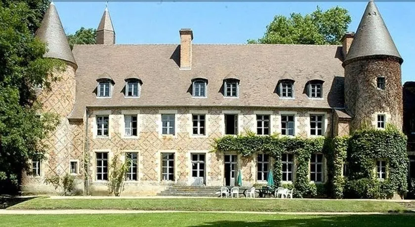 Le Chateau de Paray - Image 1