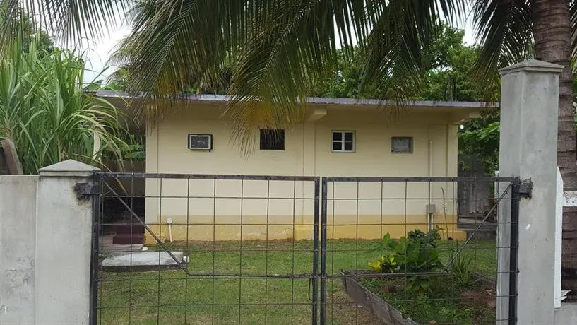 Gibson's Guest House - Image 1
