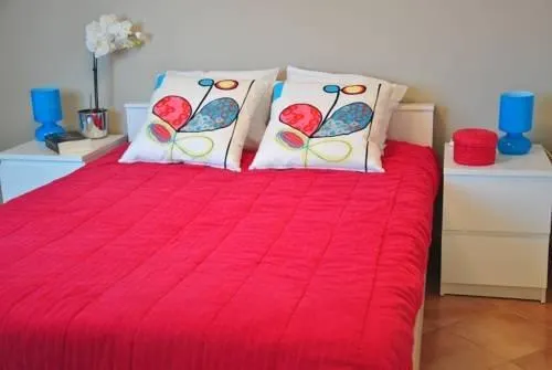 Sevilla Central Suites Apartamentos Fabiola - Image 1