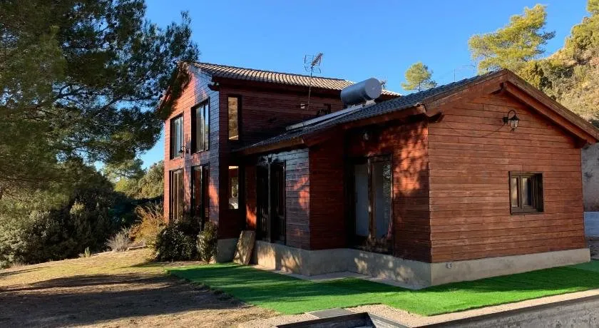 Casa de madera en Alto Tajo - Image 1