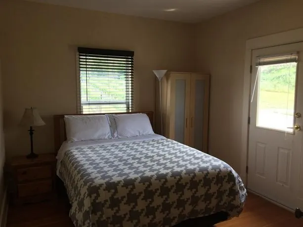 D'Angelo Winery Guest House - Image 1