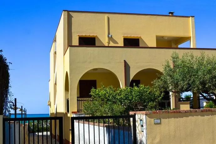 Maresole apartments - direttamente sul mare - Image 1
