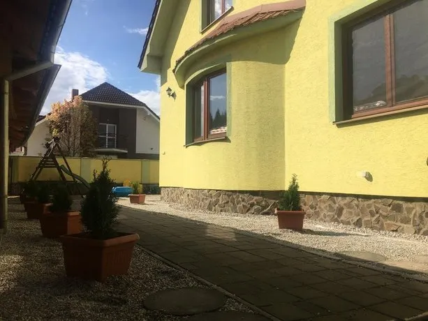 Villa CC Velky Meder - Image 1