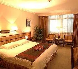 Jinda Hotel Kunming - Image 1