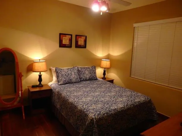 Rhodes View Condo - Image 1