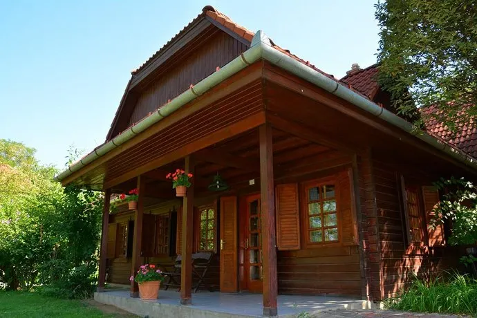 Sipito Pihenőpark - Image 1