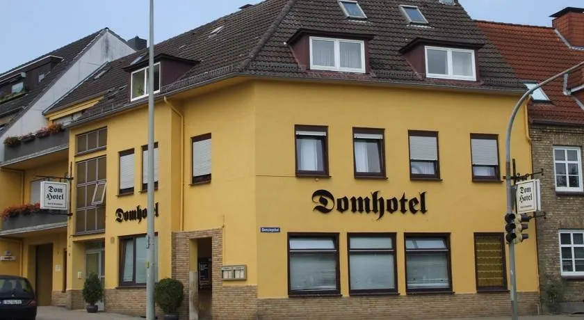 Domhotel Bed & Breakfast - Image 1