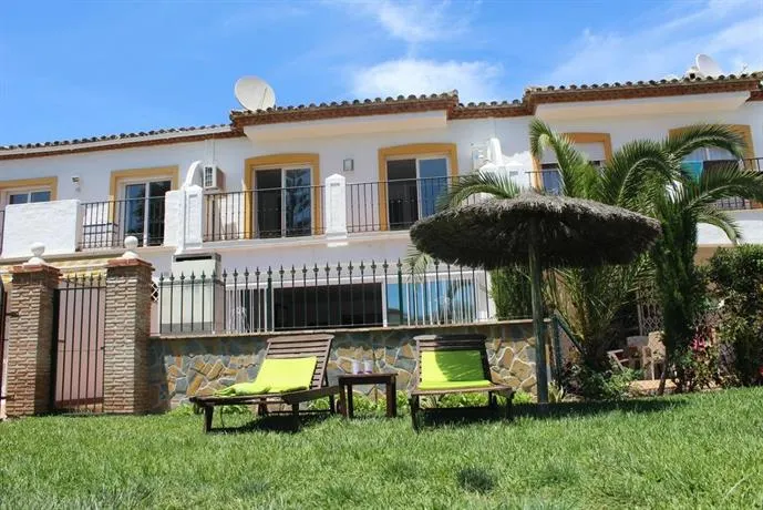 El Paraiso Town house - Image 1