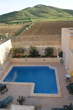 Ta Maria Penthouse - Image 1