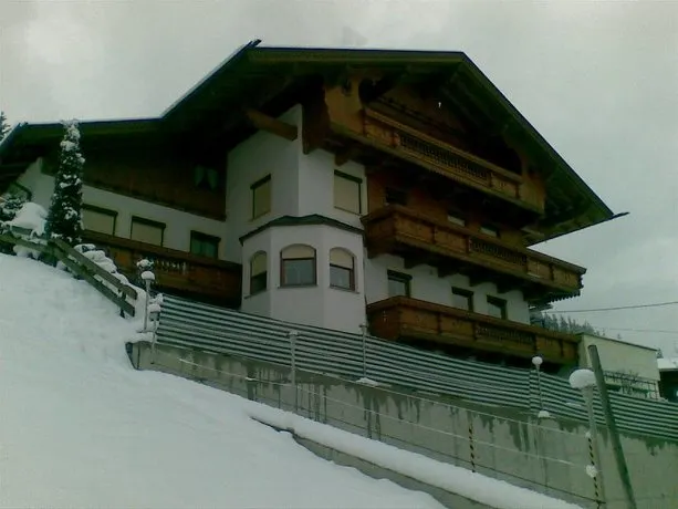 Apartment Schneeberger - Image 1