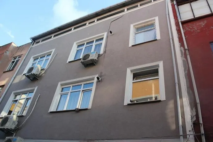 Herton Apart Hotel - Image 1