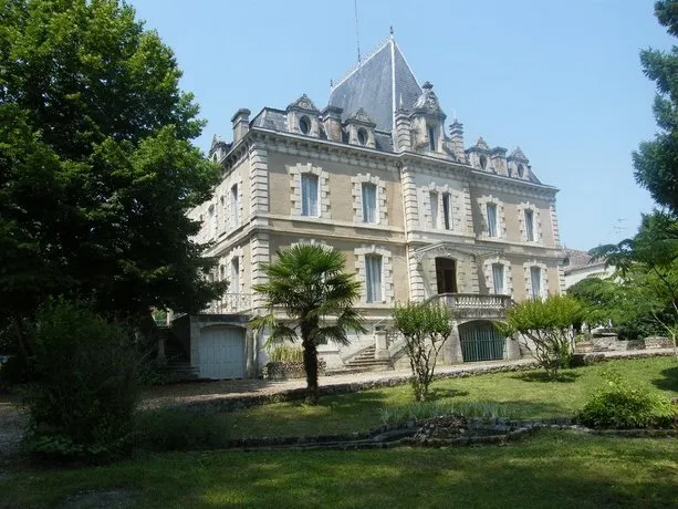 Château De Pile - Image 1