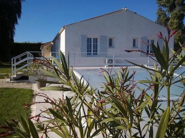 Chambres D'hotes Les Sables - Image 1