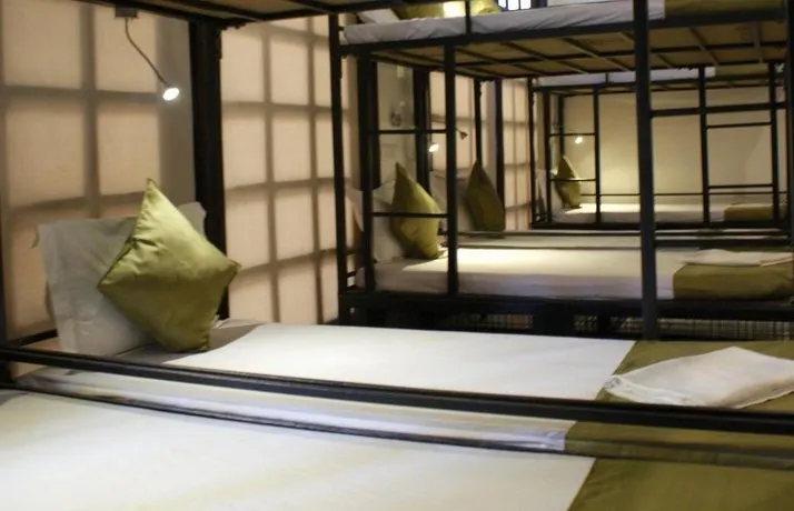 Bedhubs - Image 1