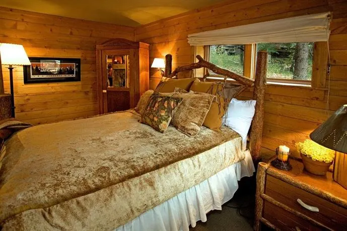 Mandan Cottage 1 Bedroom 1 Bathroom Condo - Image 1