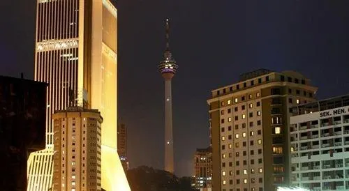 Hotel Ocean Seventy Seven - Image 1