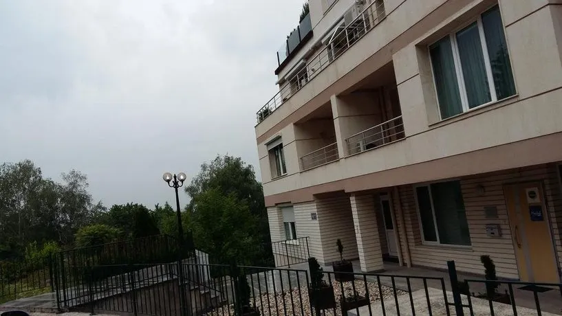 Sofia South Park - Image 1